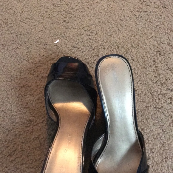 Marc Fisher Heels - Picture 4 of 4